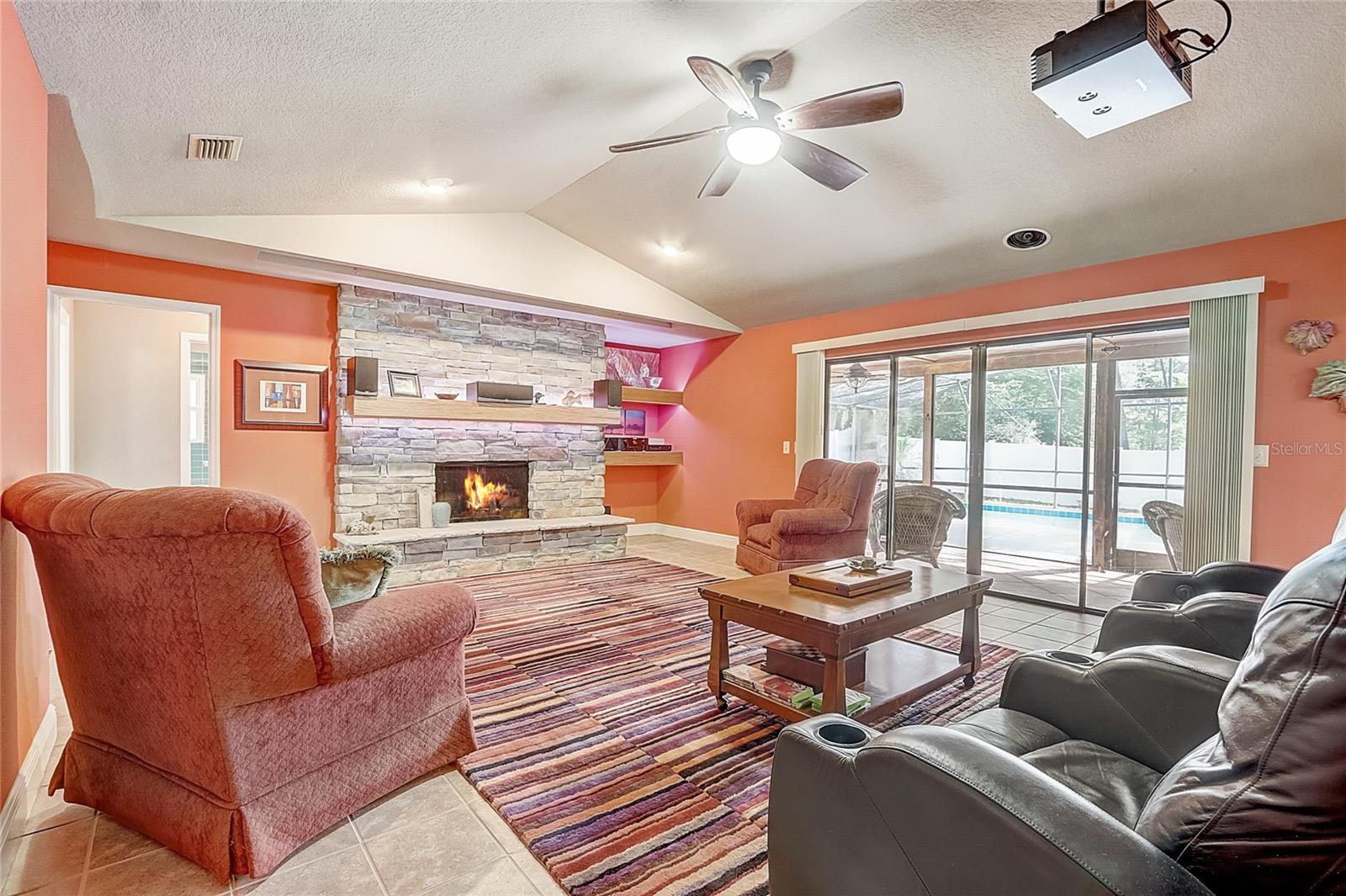 ERROL ESTATE - Residential