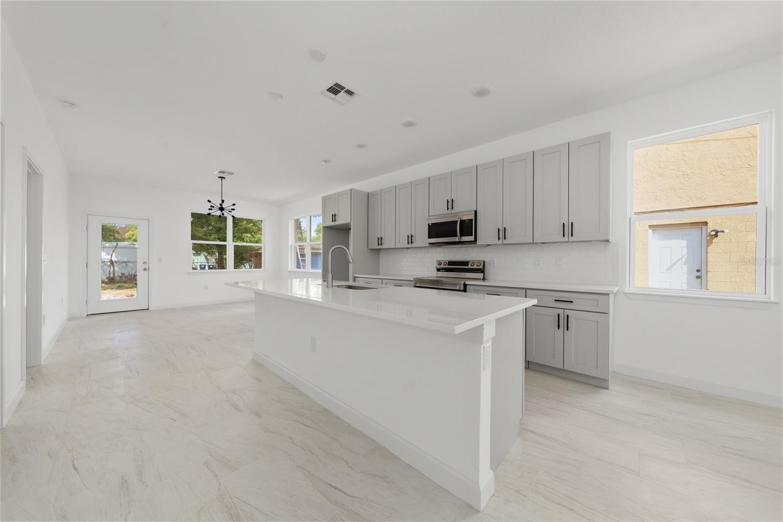 ORLA VISTA HEIGHTS - Residential