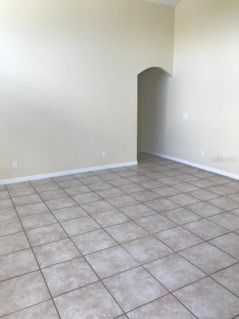 HIGH POINTE NORTH - Residential Lease