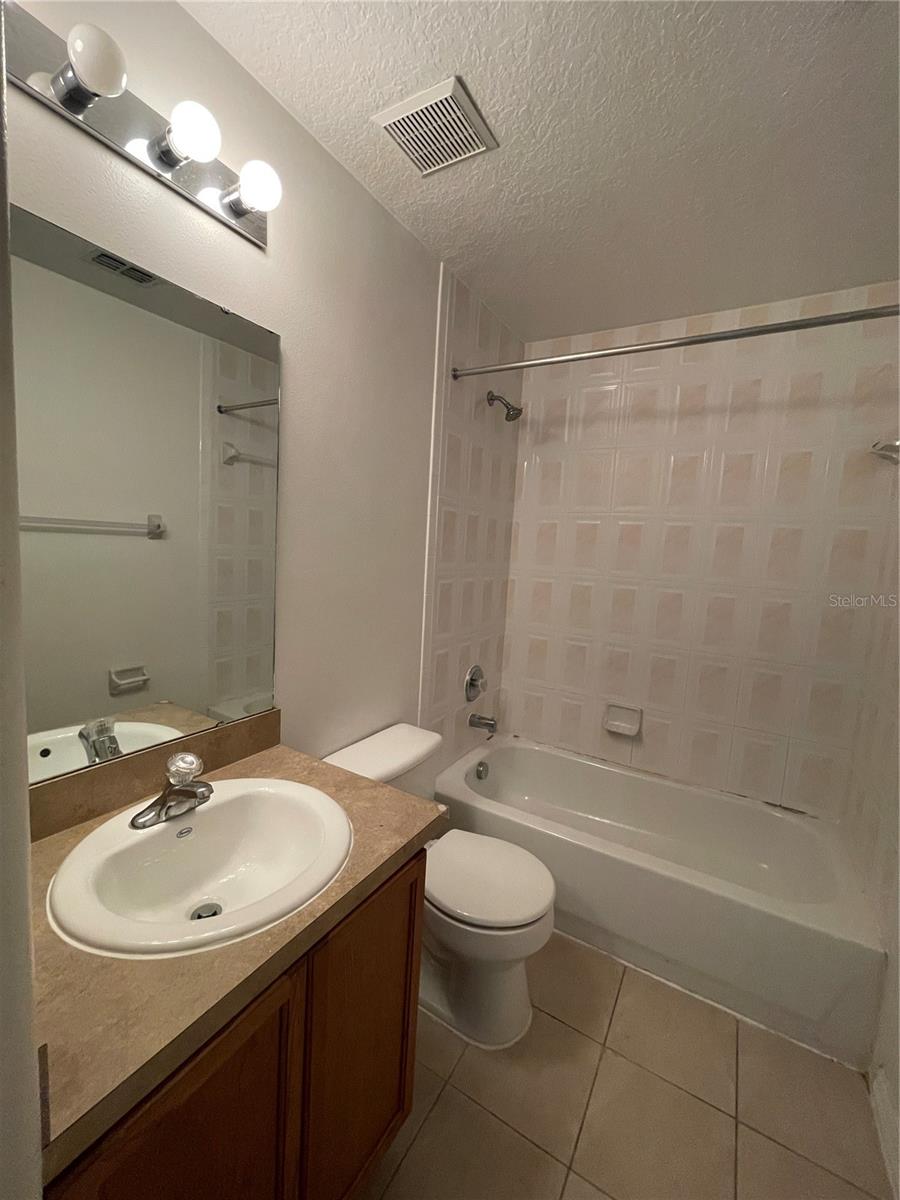 RESERVE/LAKEVIEW CONDO - Residential