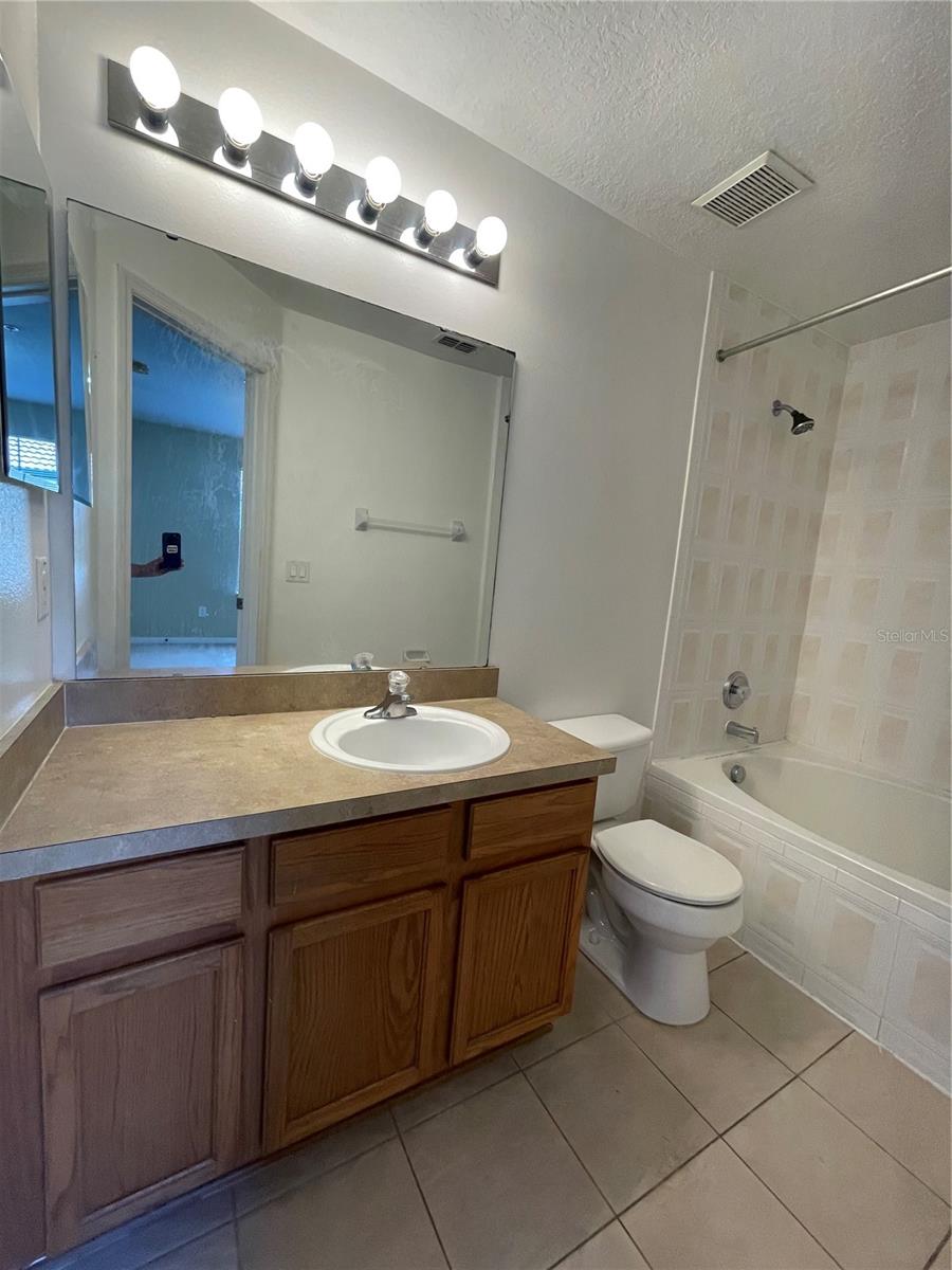 RESERVE/LAKEVIEW CONDO - Residential