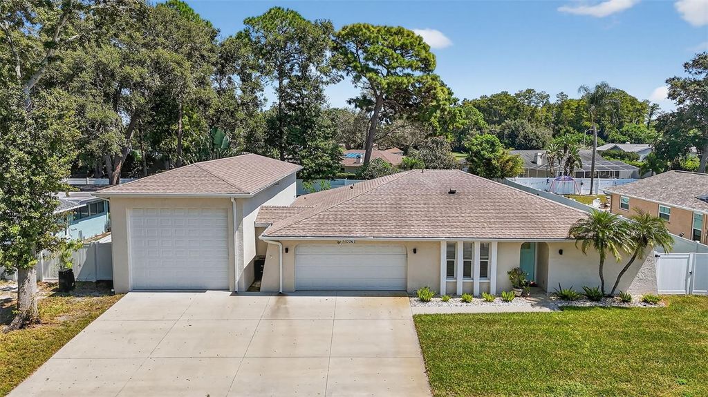 Photo of 3267 Fox Hill Drive, Clearwater, FL 33761 (MLS # TB8429202)