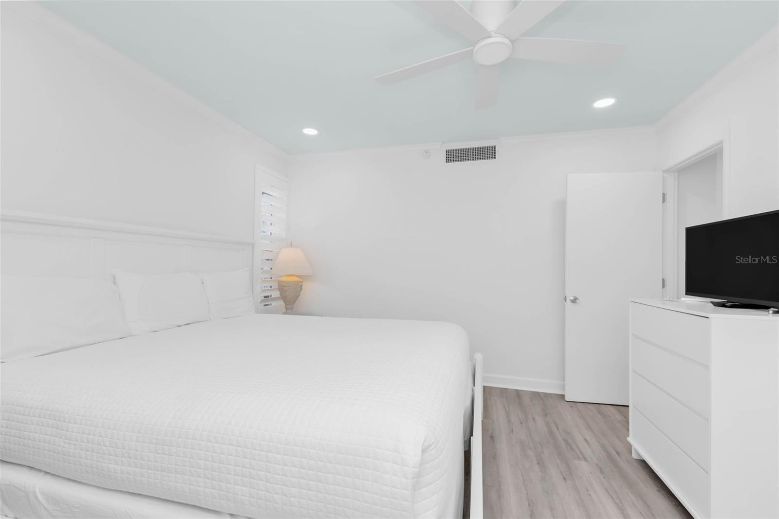 BEACH VILLAS BLDG 33 - Residential