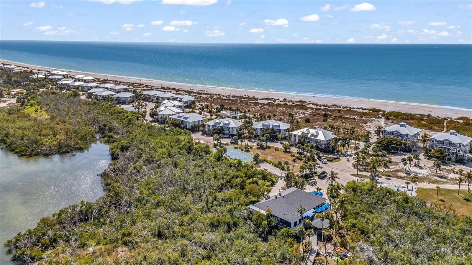 BEACH VILLAS BLDG 33 - Residential