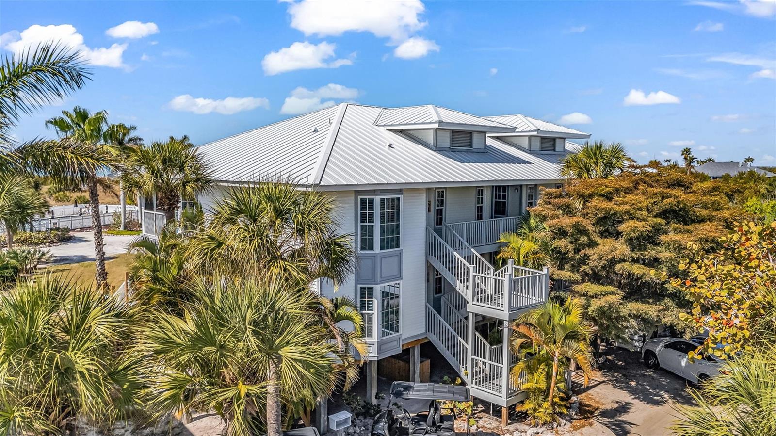 BEACH VILLAS BLDG 33 - Residential