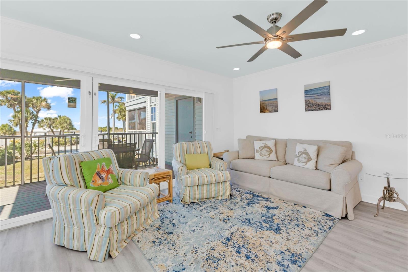 BEACH VILLAS BLDG 33 - Residential