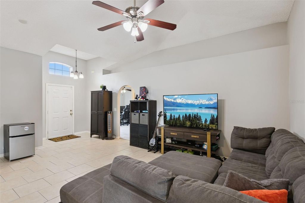 Photo of 2015 Corner Meadow Circle, Orlando, FL 32820 (MLS # O6377011)