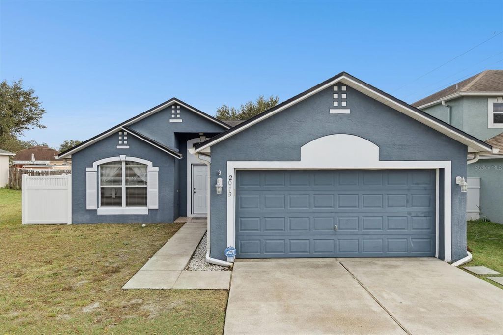 Photo of 2015 Corner Meadow Circle, Orlando, FL 32820 (MLS # O6377011)