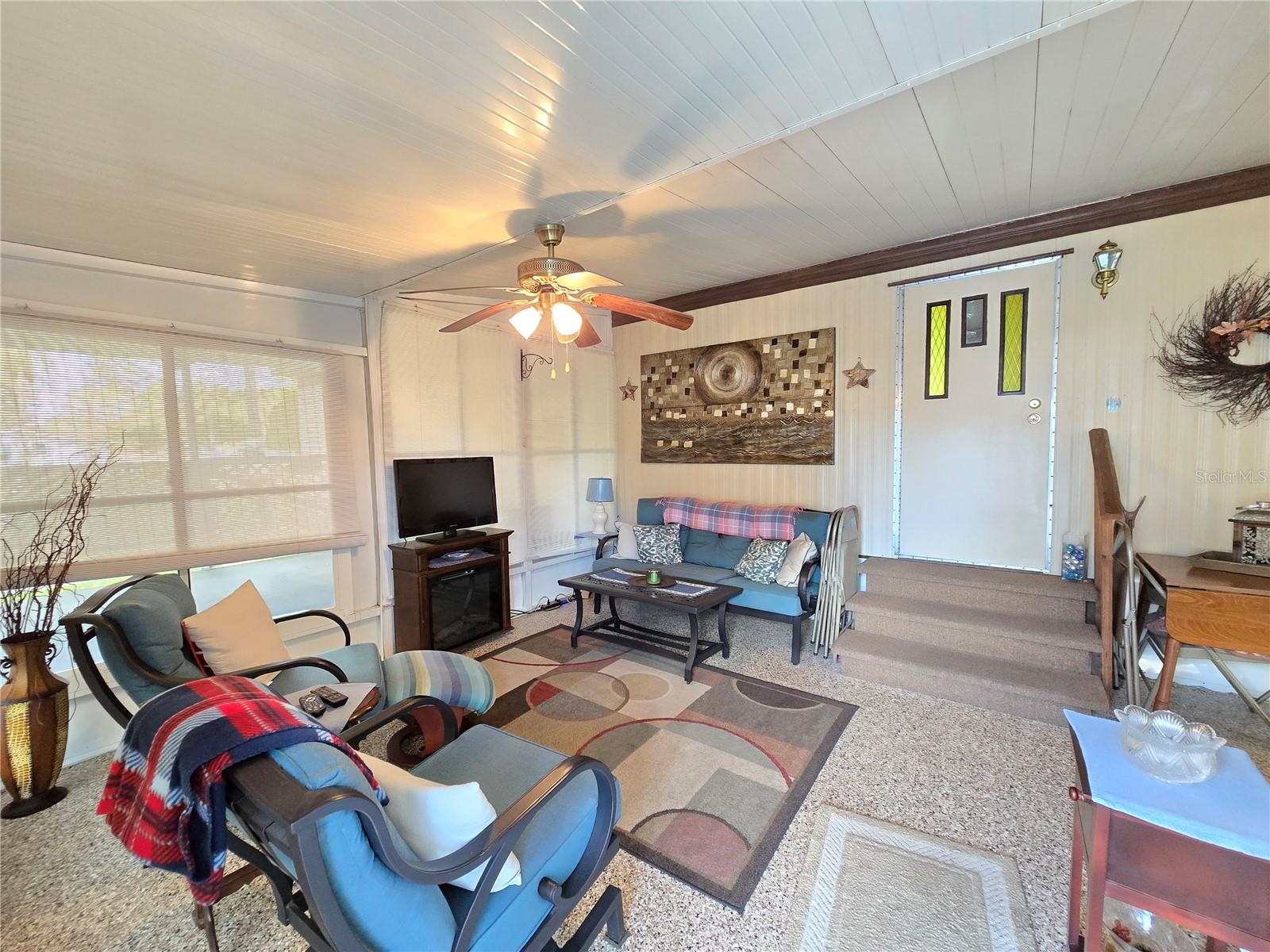 PINE GROVE PARK BLKS 11 & 12 REP - Residential