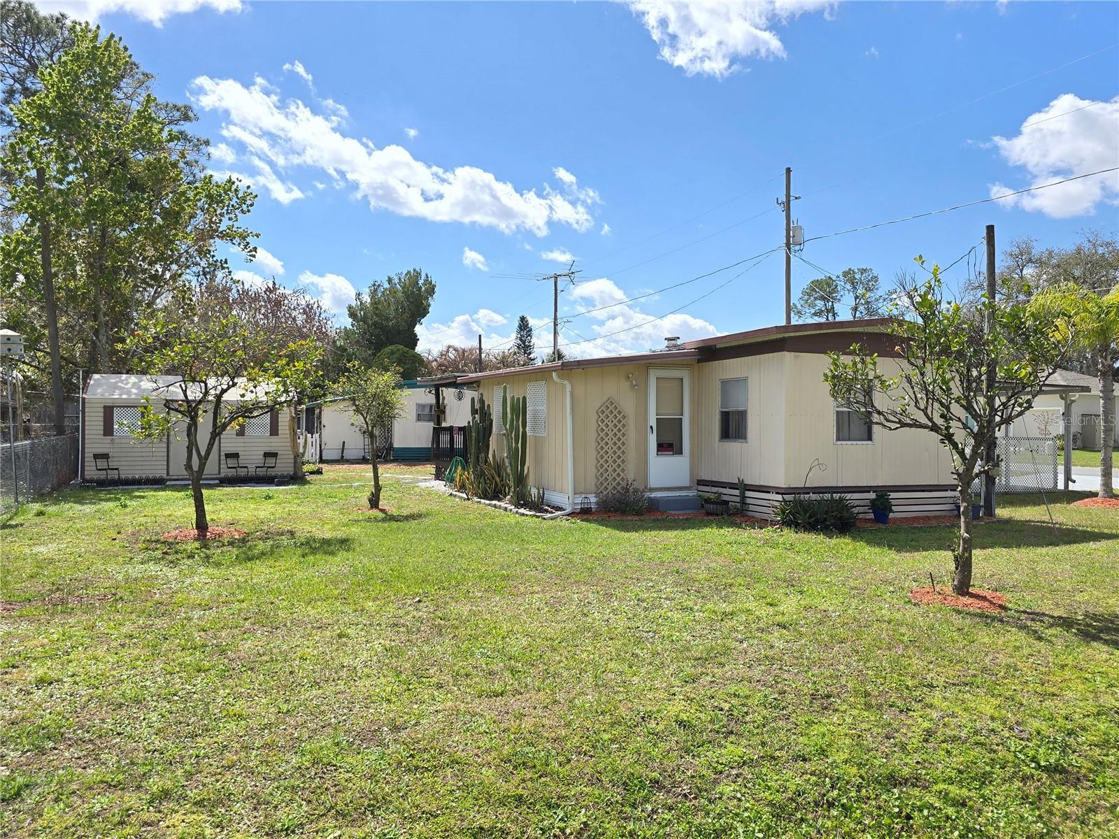 PINE GROVE PARK BLKS 11 & 12 REP - Residential