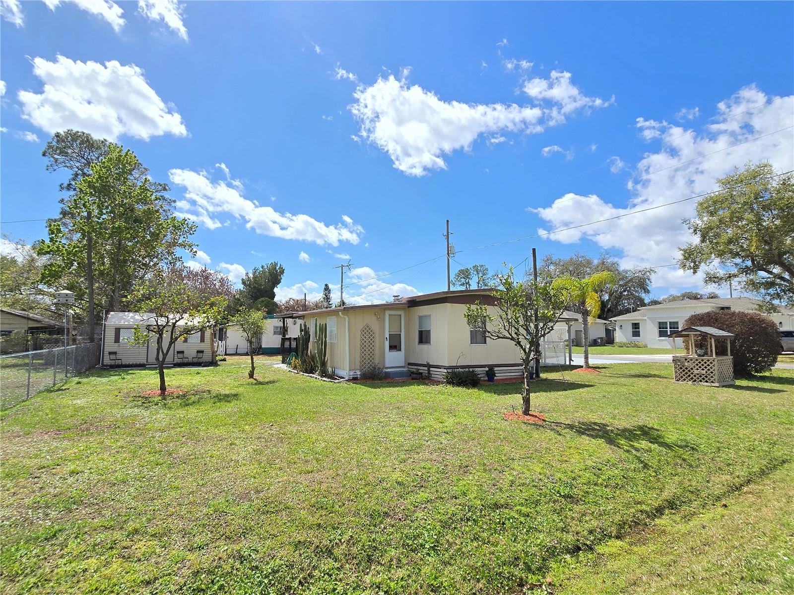 PINE GROVE PARK BLKS 11 & 12 REP - Residential