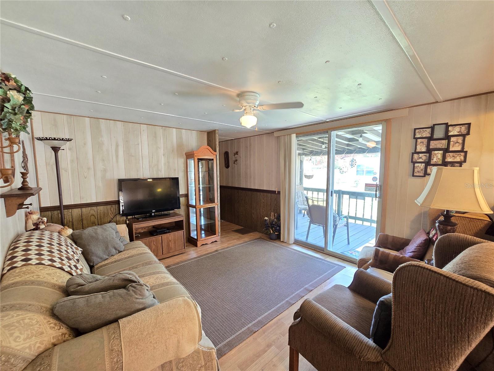 PINE GROVE PARK BLKS 11 & 12 REP - Residential