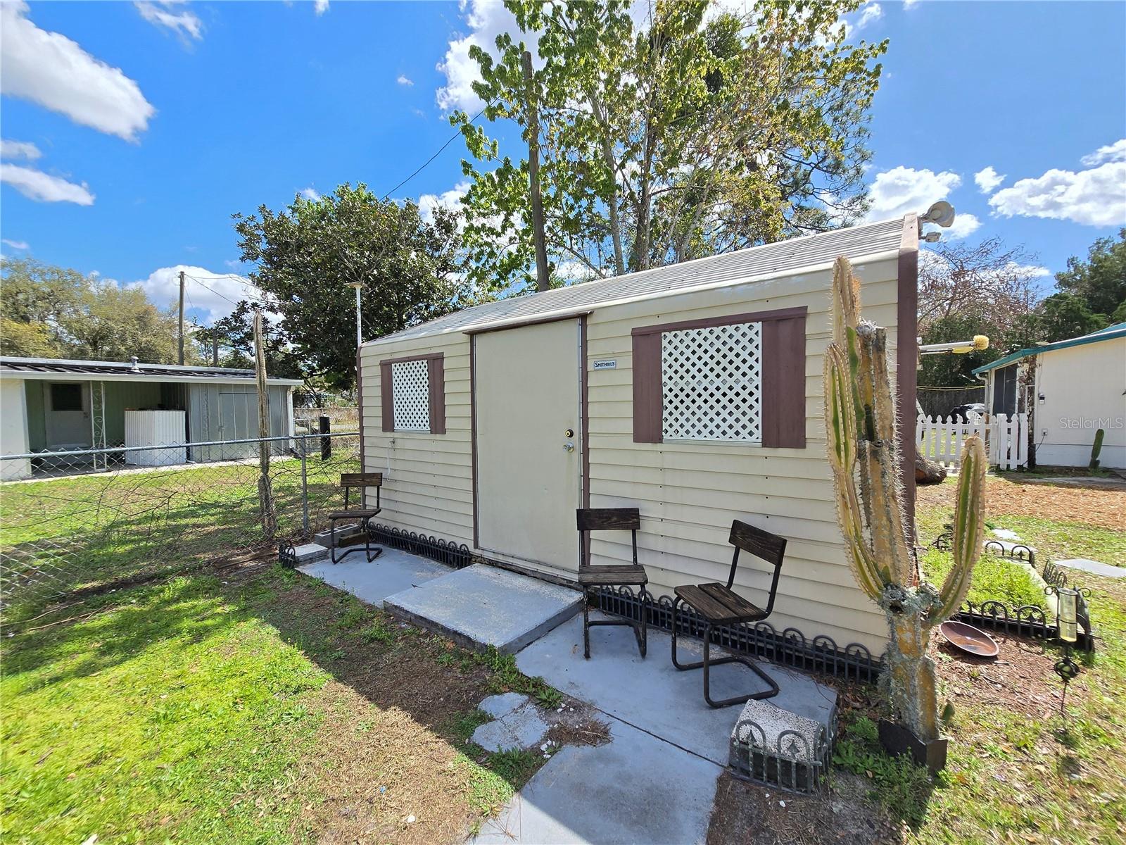 PINE GROVE PARK BLKS 11 & 12 REP - Residential