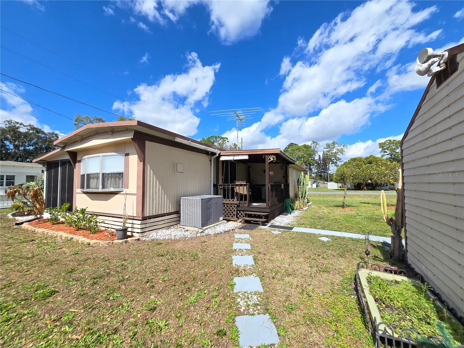 PINE GROVE PARK BLKS 11 & 12 REP - Residential