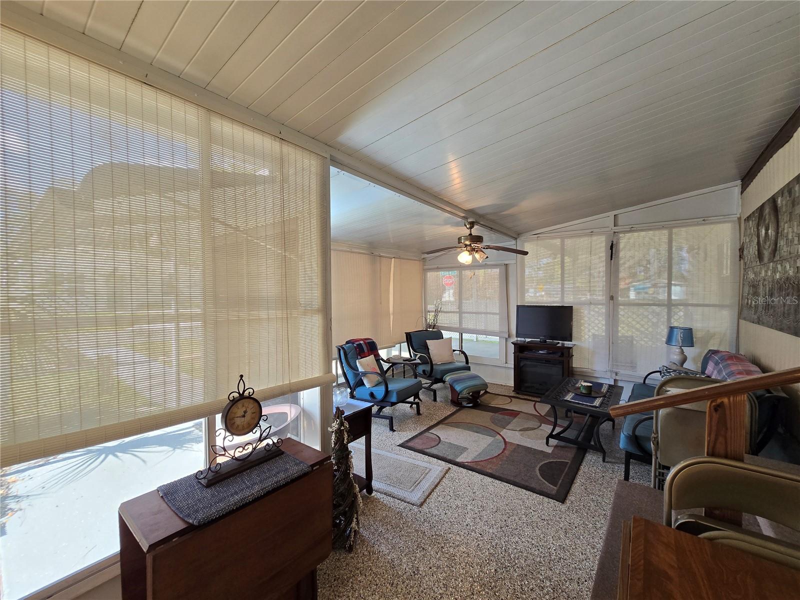 PINE GROVE PARK BLKS 11 & 12 REP - Residential