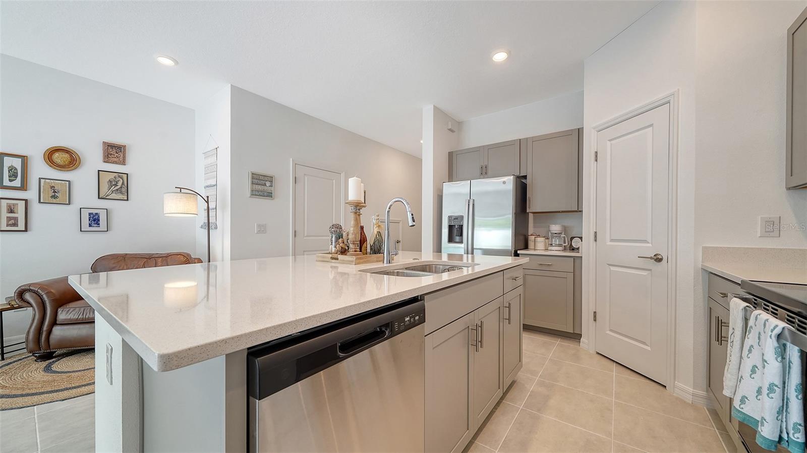SKYE RANCH NEIGHBORHOOD TWO TOWNHOMES NO - Residential Lease