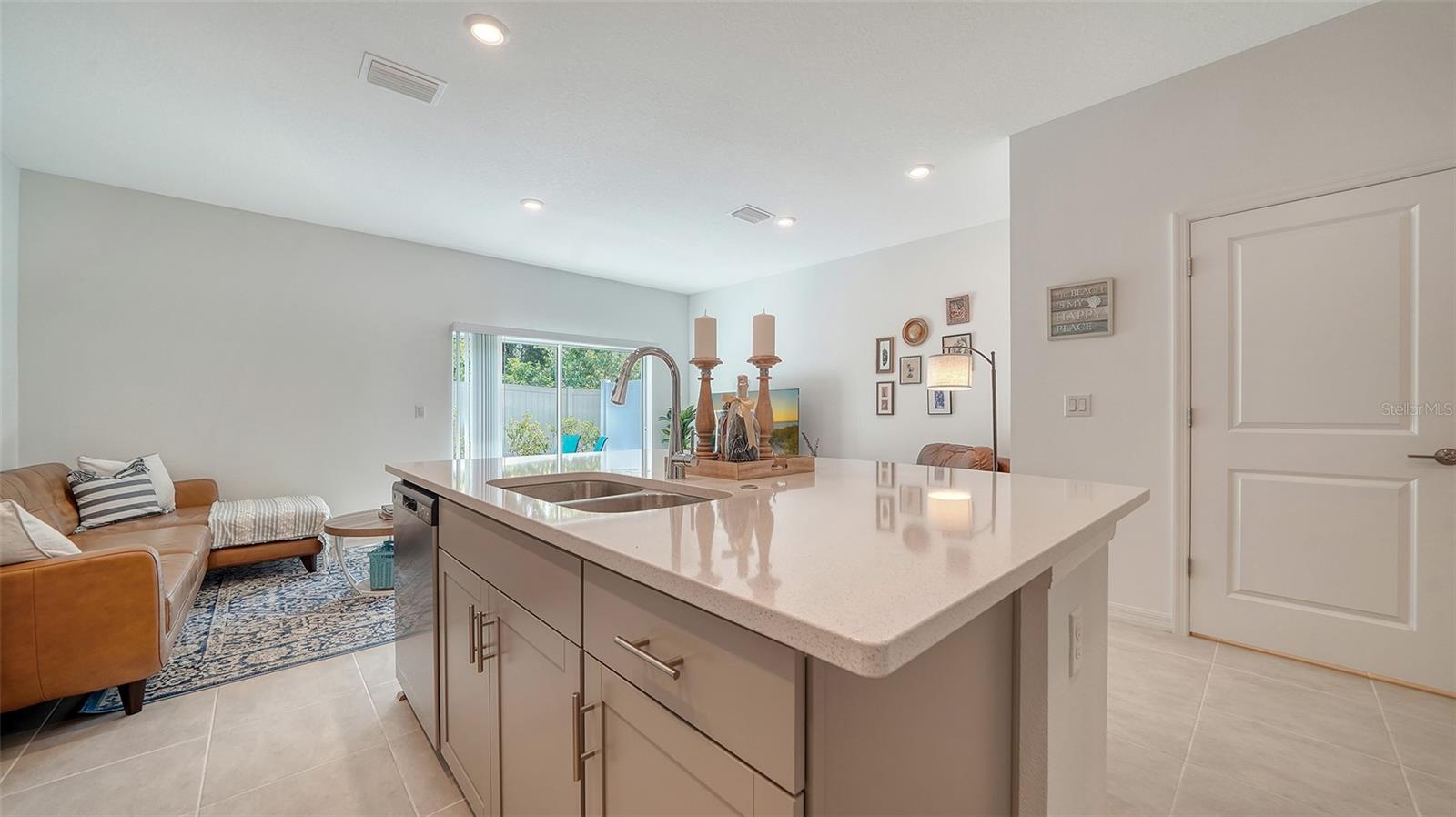 SKYE RANCH NEIGHBORHOOD TWO TOWNHOMES NO - Residential Lease