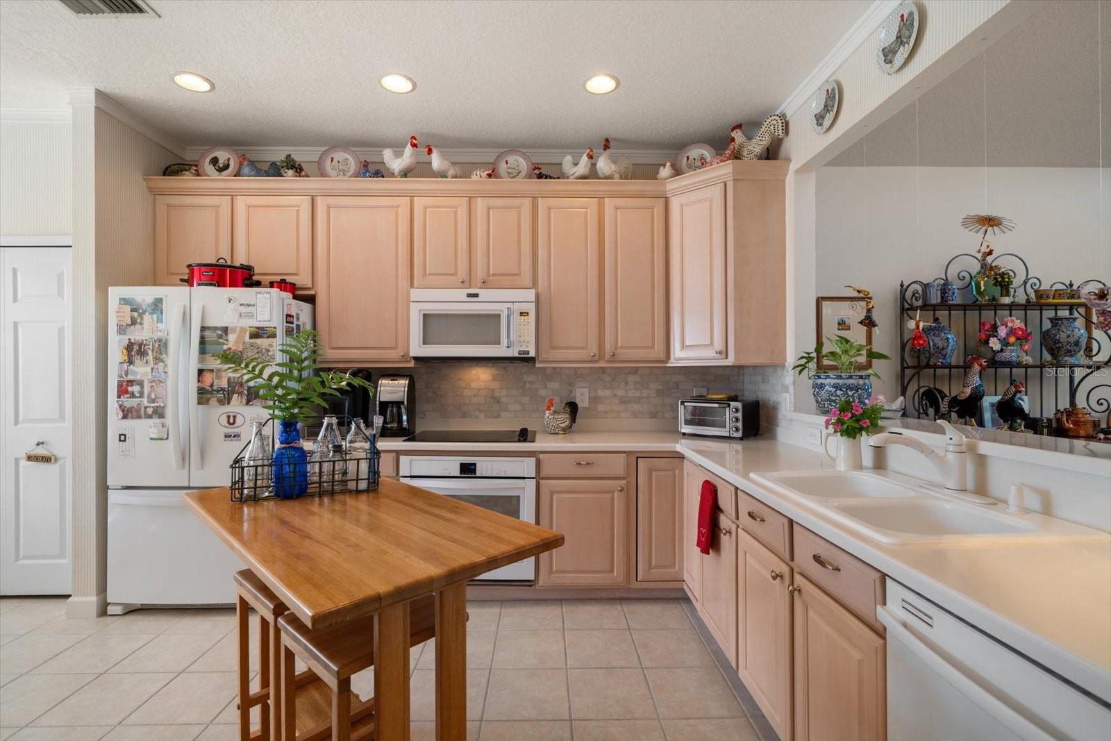 MOORINGS OF SAND KEY THE - Residential