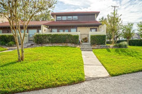 A home in LAKELAND