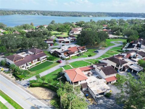 A home in LAKELAND