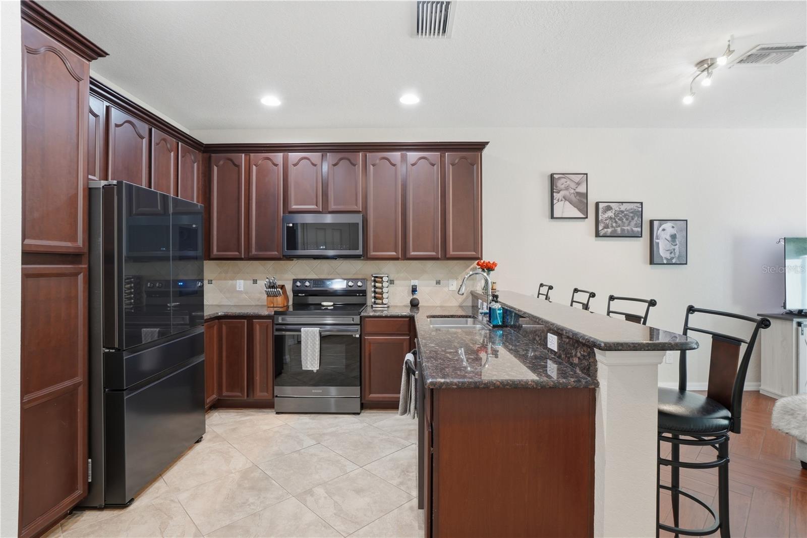 ISLES OF OVIEDO - Residential