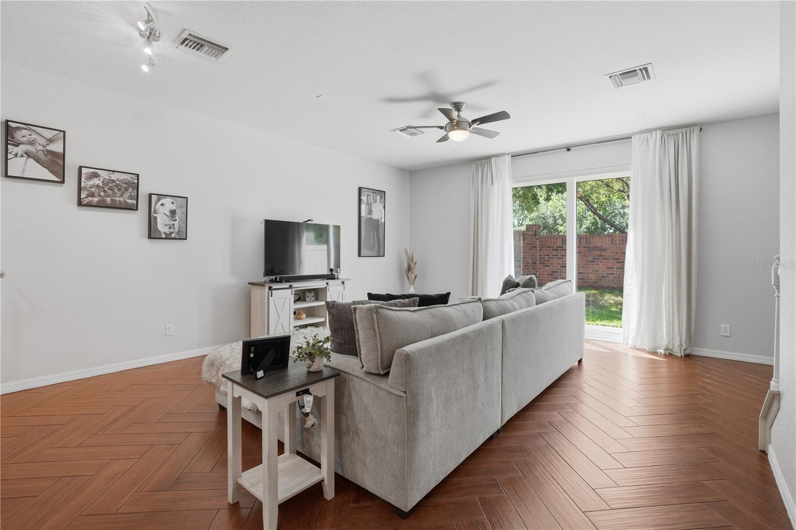 ISLES OF OVIEDO - Residential