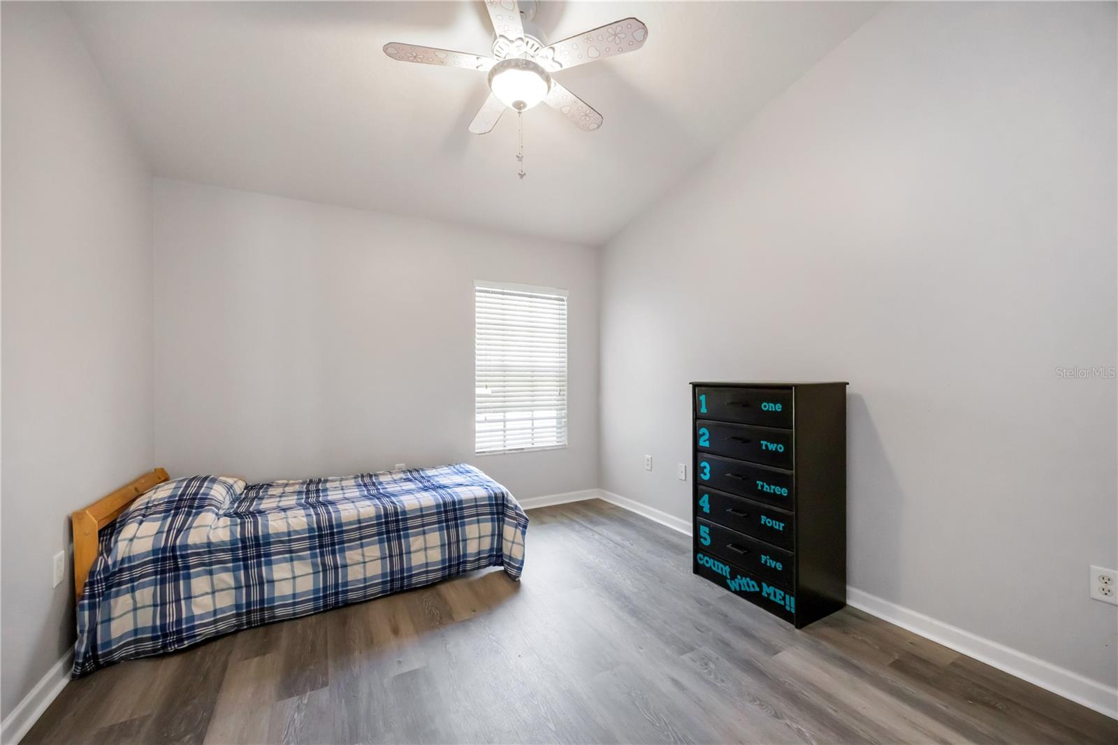 SABAL BAY PH 4 - Residential