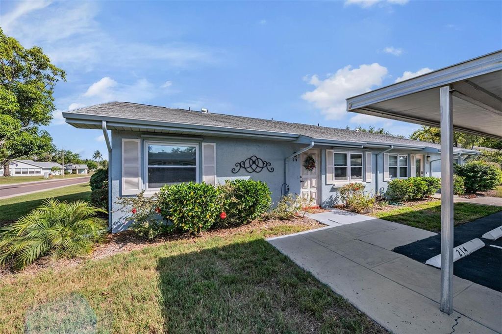 Photo of 214 Gloucester Boulevard, Sun City Center, FL 33573 (MLS # TB8499547)