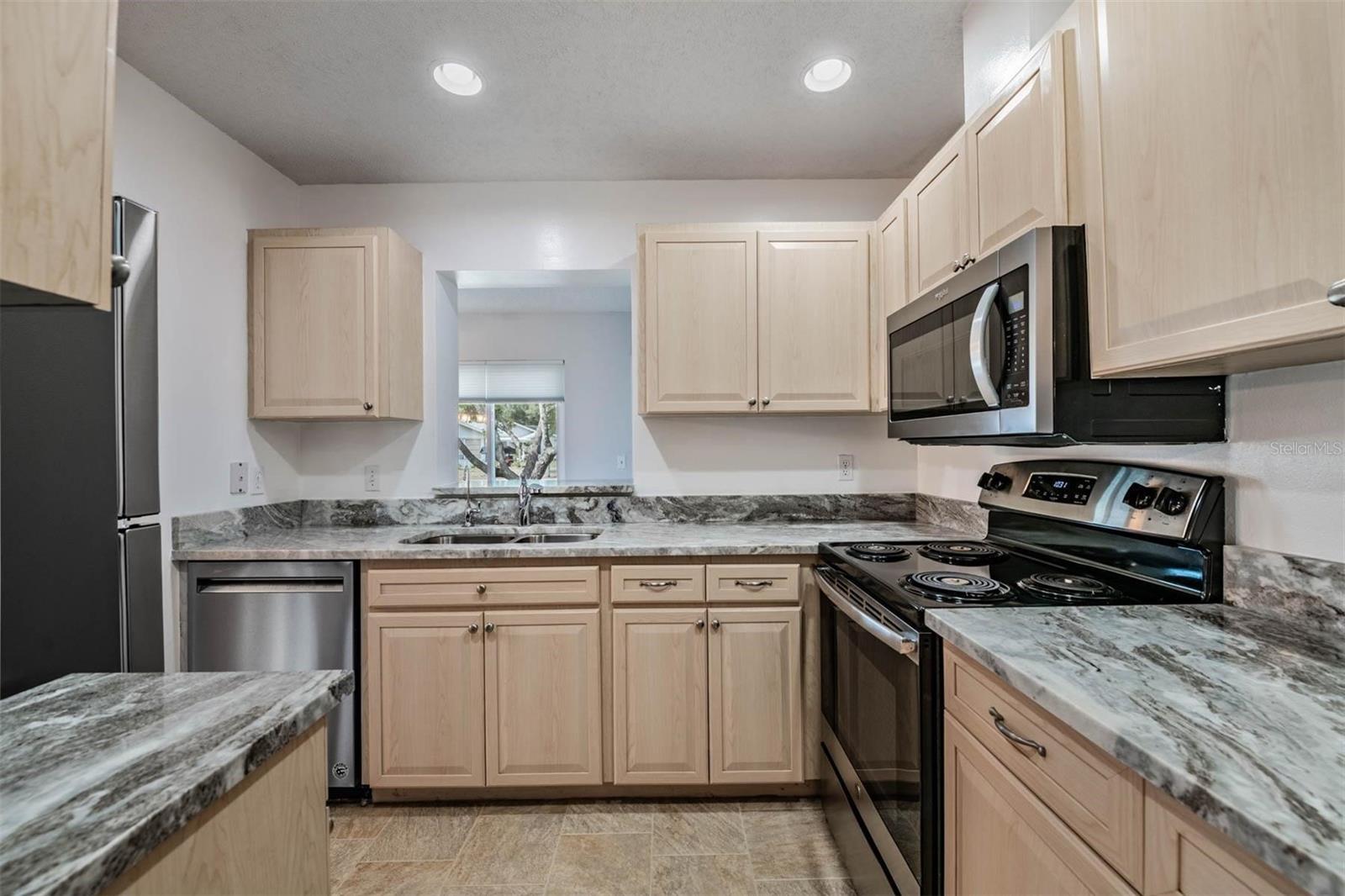 GLOUCESTER H CONDO - Residential