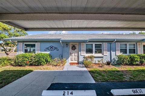 Photo of 214 Gloucester Boulevard, Sun City Center, FL 33573 (MLS # TB8499547)