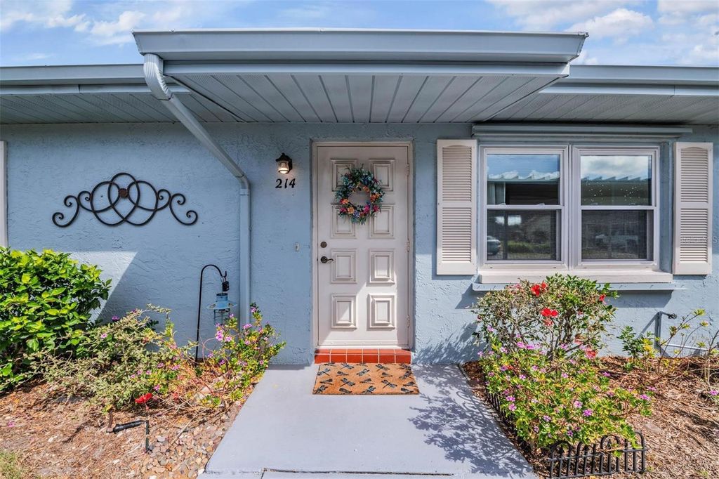 Photo of 214 Gloucester Boulevard, Sun City Center, FL 33573 (MLS # TB8499547)