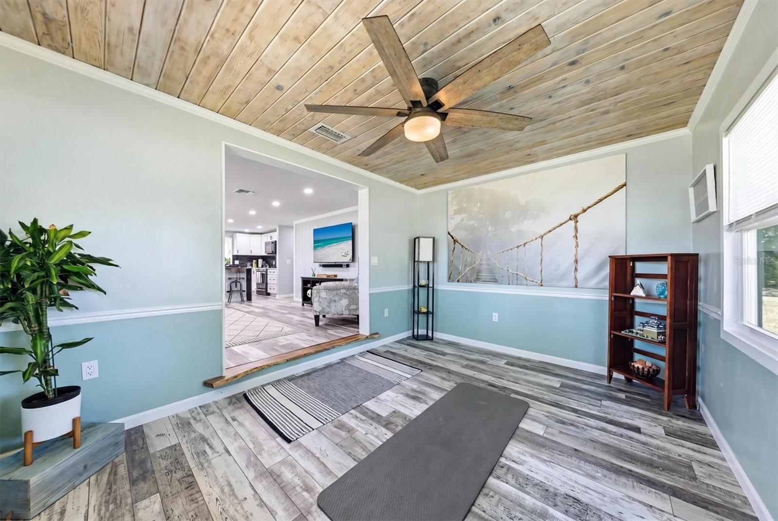 SHADY OAKS - Residential