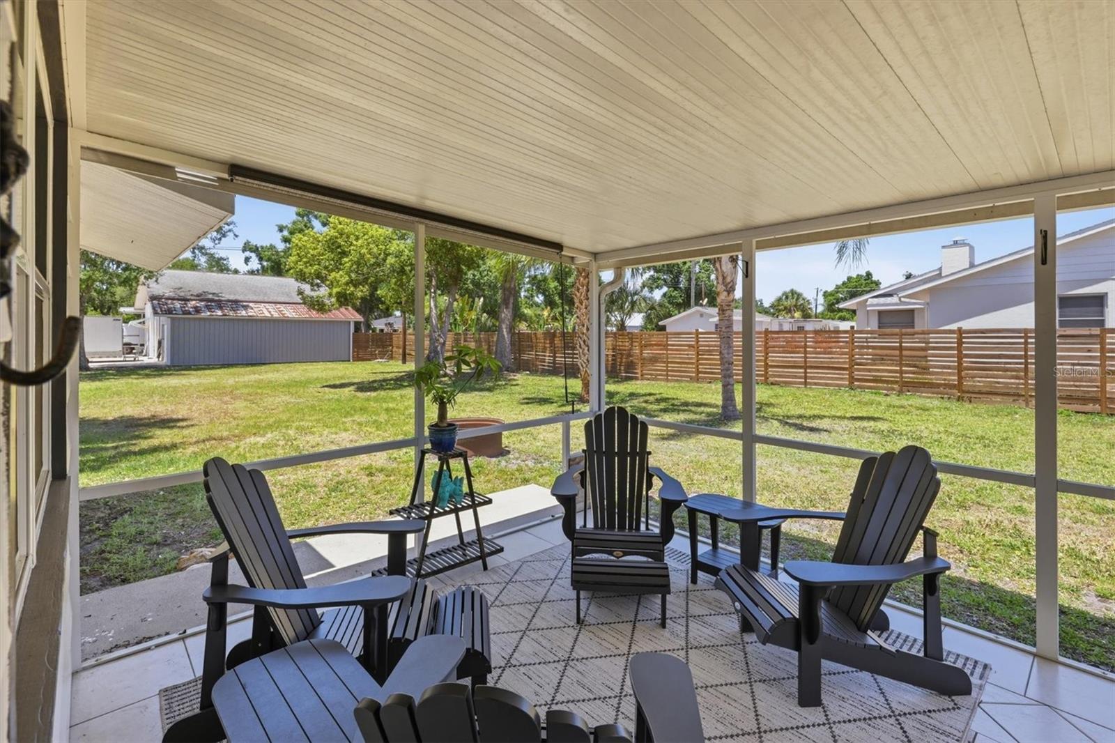 SHADY OAKS - Residential