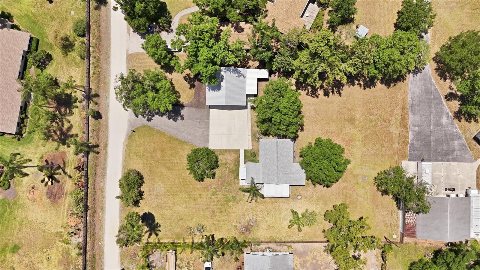 SHADY OAKS - Residential