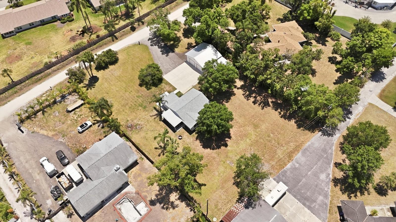 SHADY OAKS - Residential