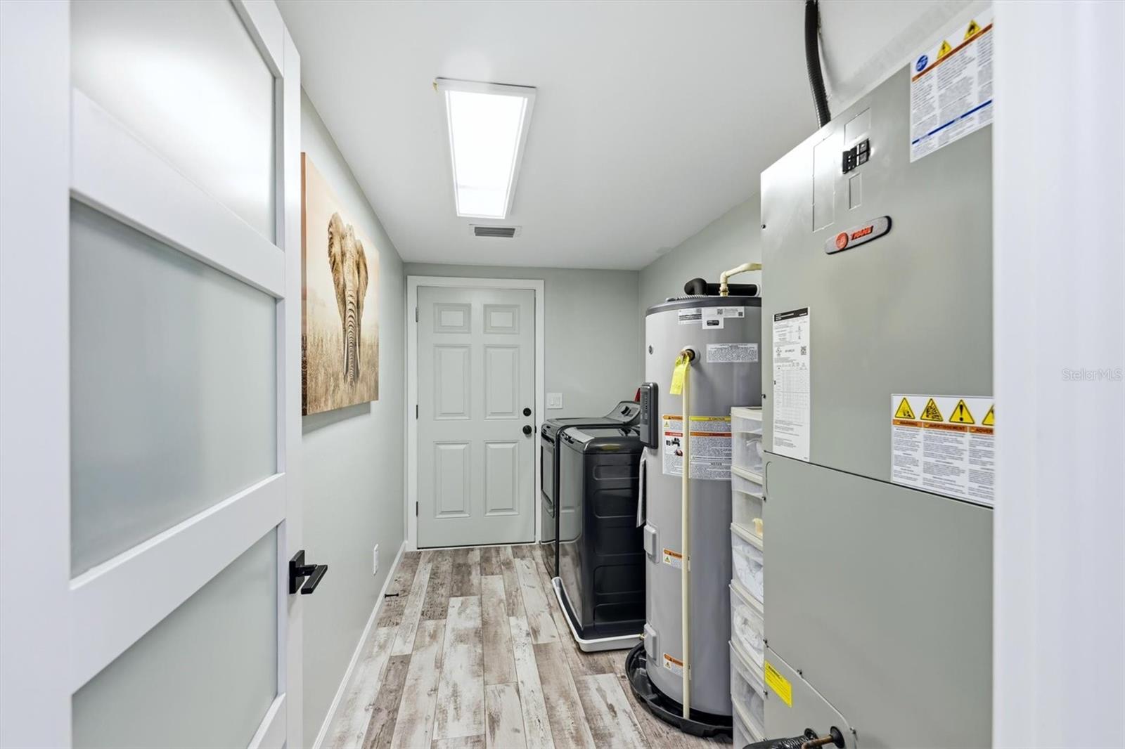 SHADY OAKS - Residential
