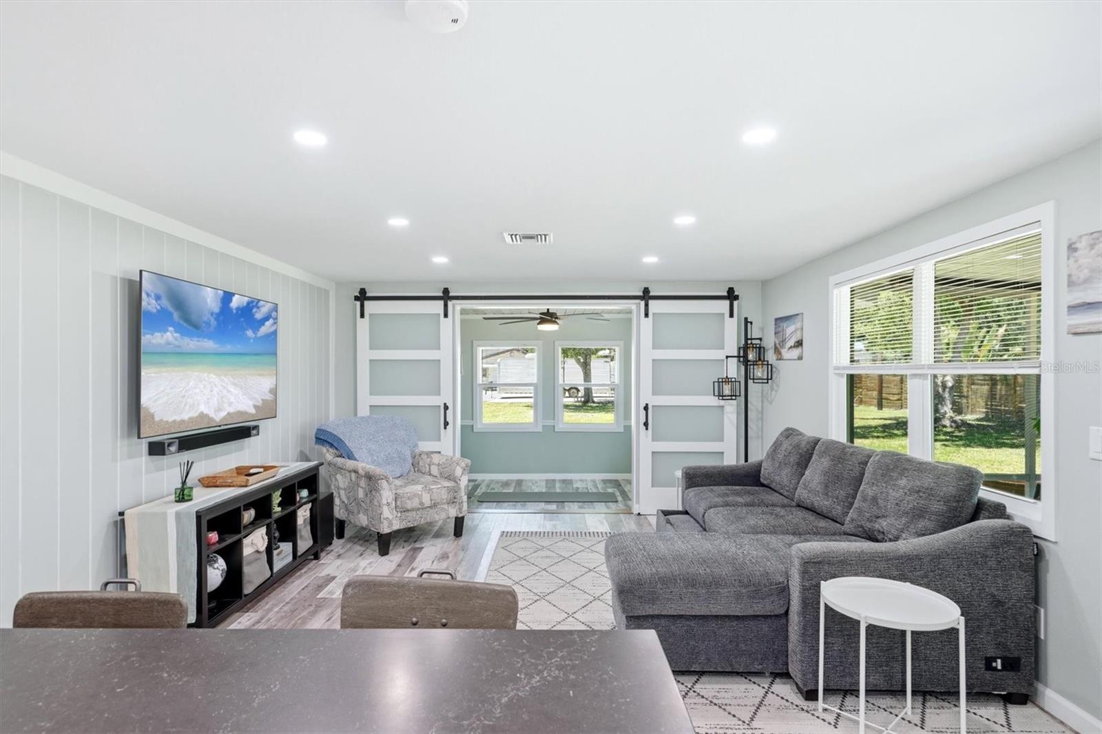 SHADY OAKS - Residential