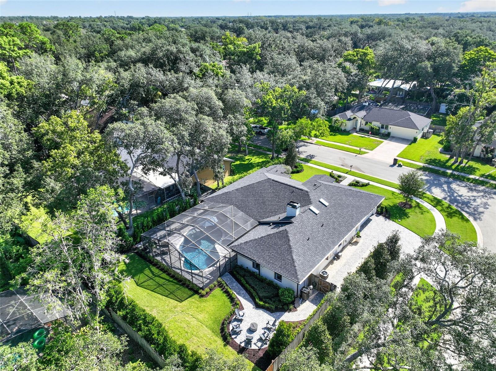 1054 WHISPERING COVE