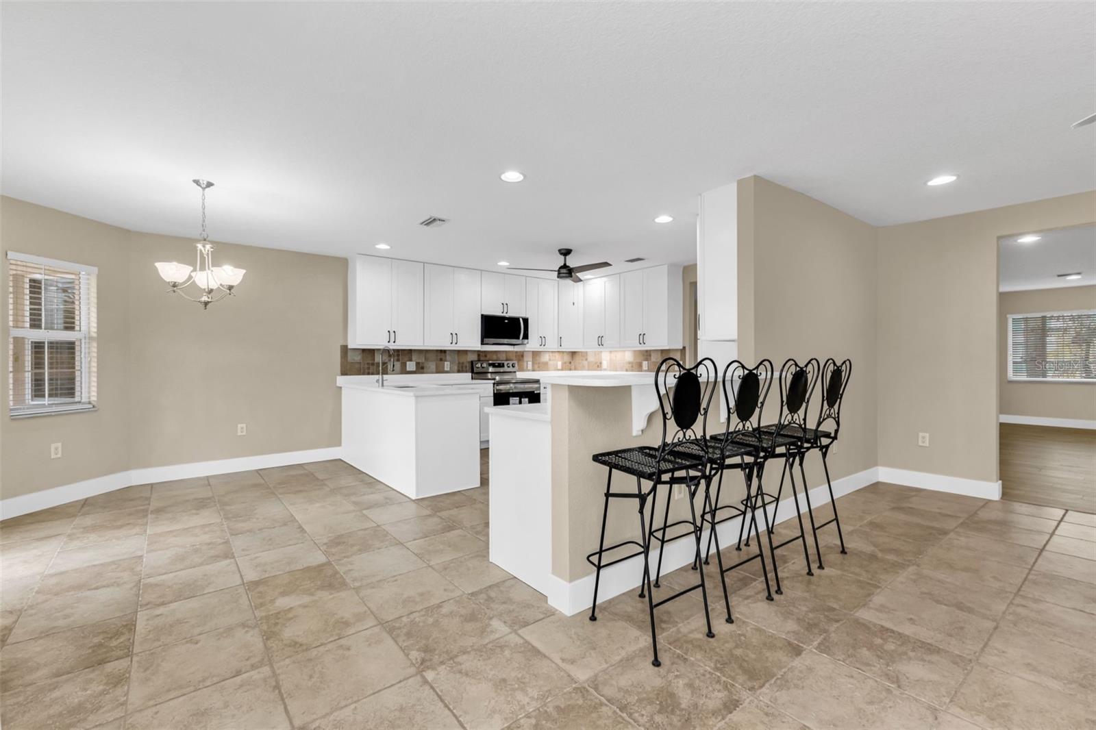 PALM SHORES - Residential