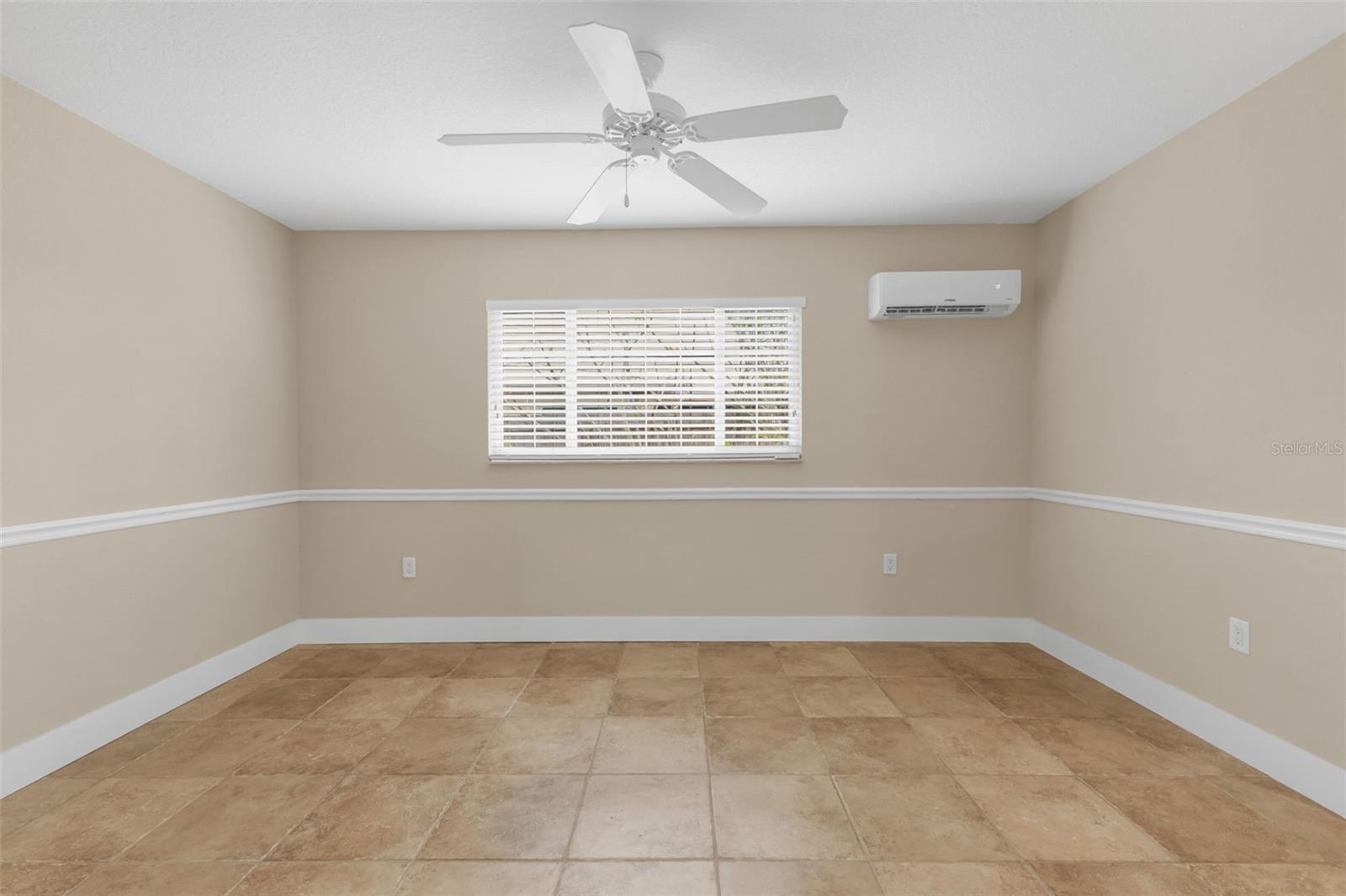 PALM SHORES - Residential