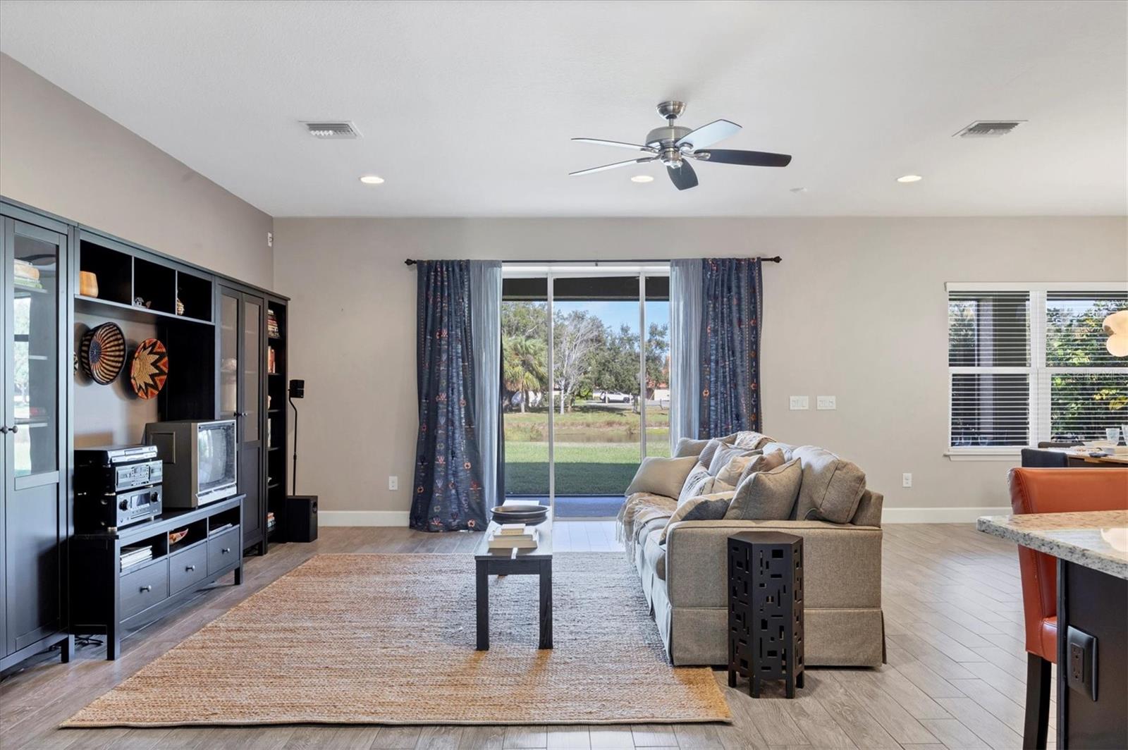 ARBOR LAKES ON PALMER RANCH - Residential