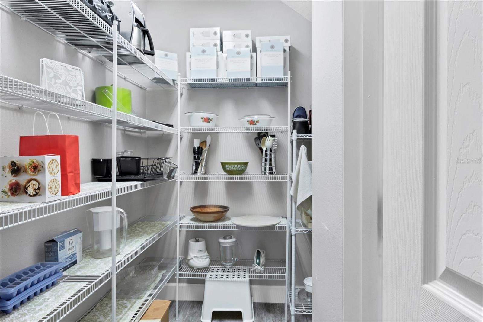 ARBOR LAKES ON PALMER RANCH - Residential