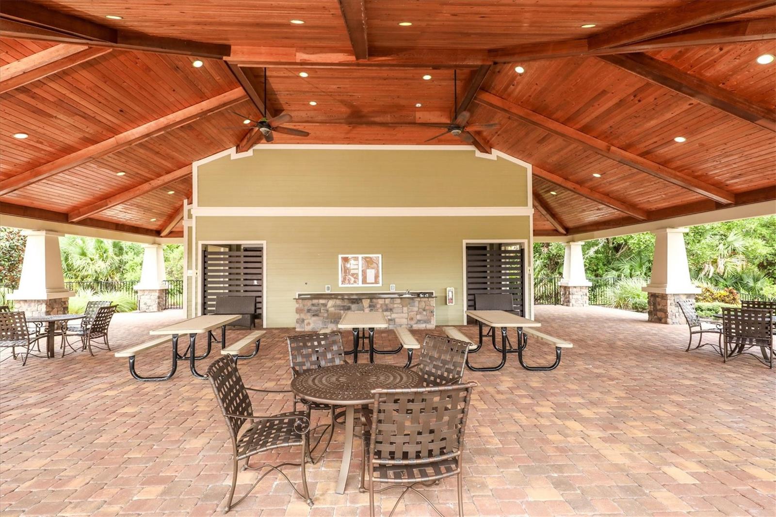 ARBOR LAKES ON PALMER RANCH - Residential