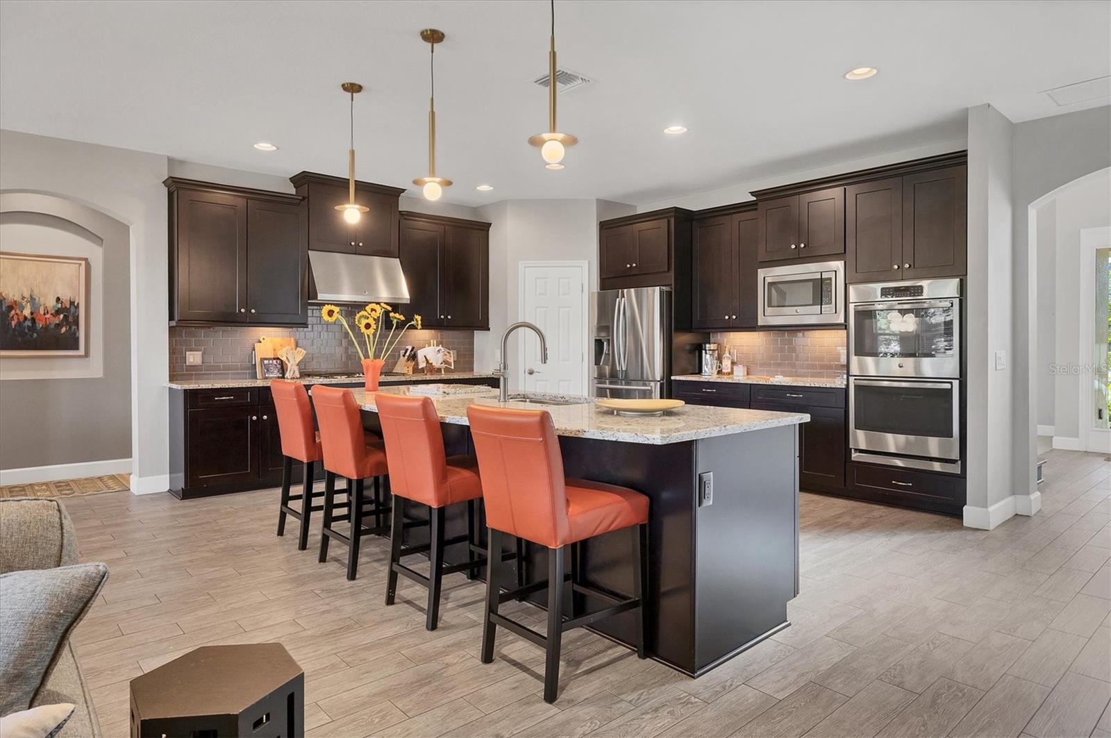 ARBOR LAKES ON PALMER RANCH - Residential