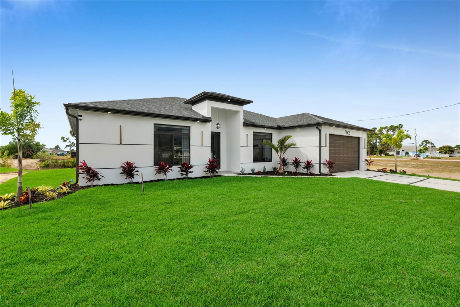 1142 NE 37TH STREET