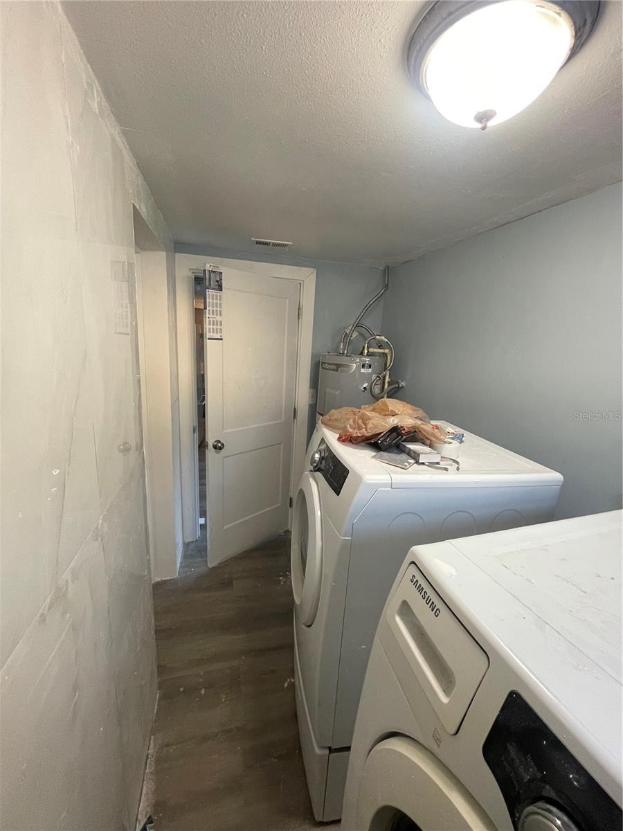 ELLIOTT & HARRISON SUB - Residential
