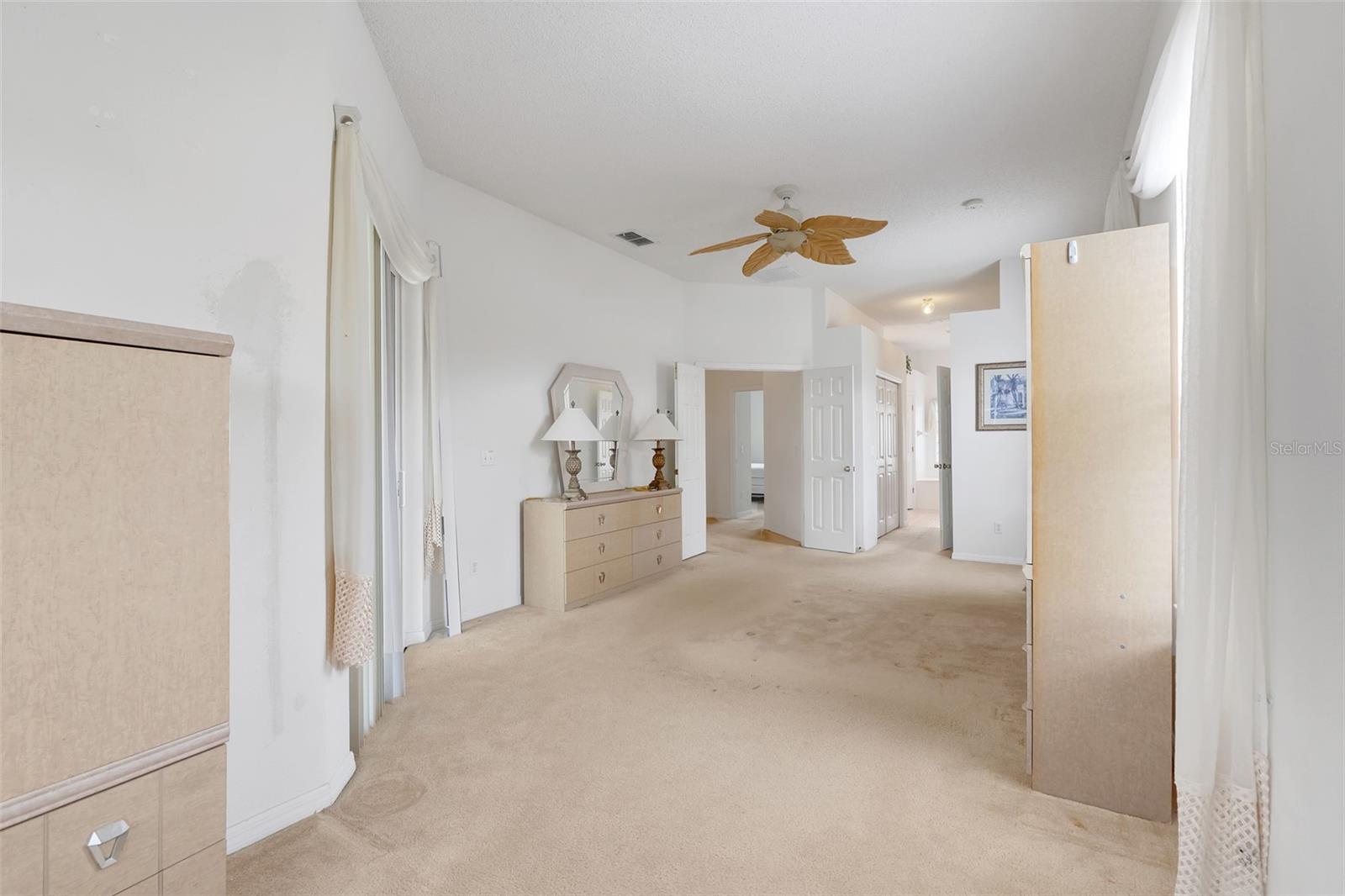 HAMPTON ESTATES - Residential