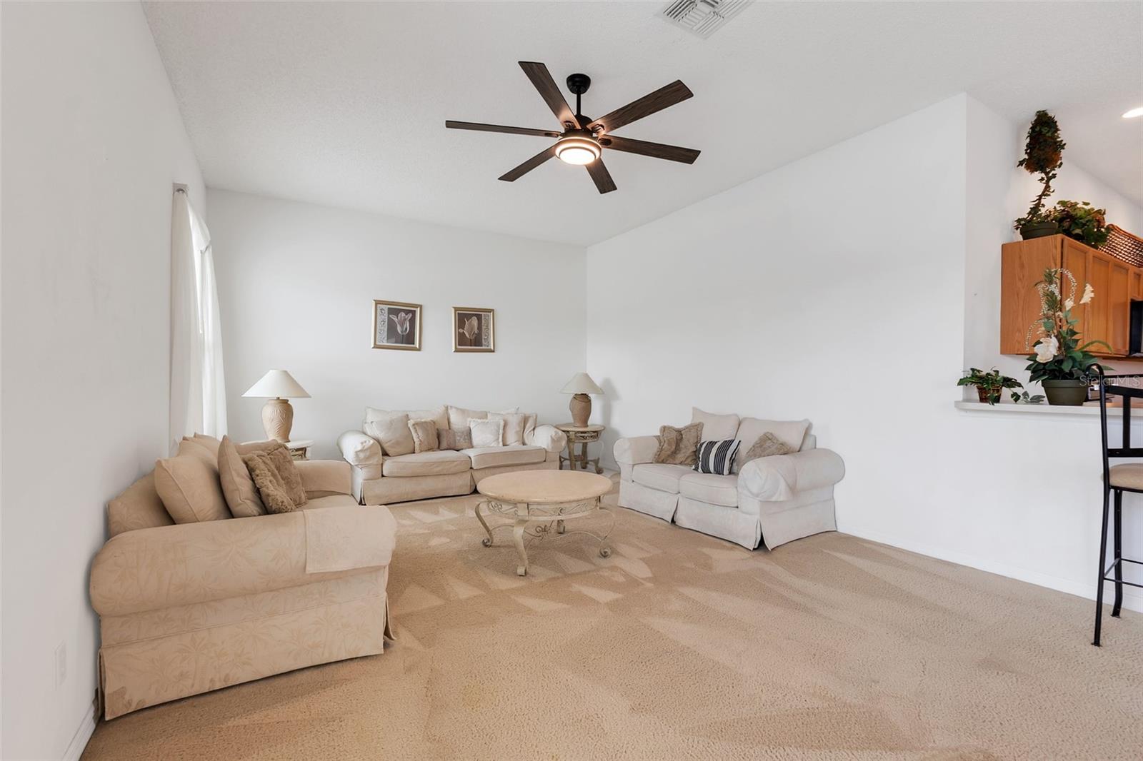 HAMPTON ESTATES - Residential