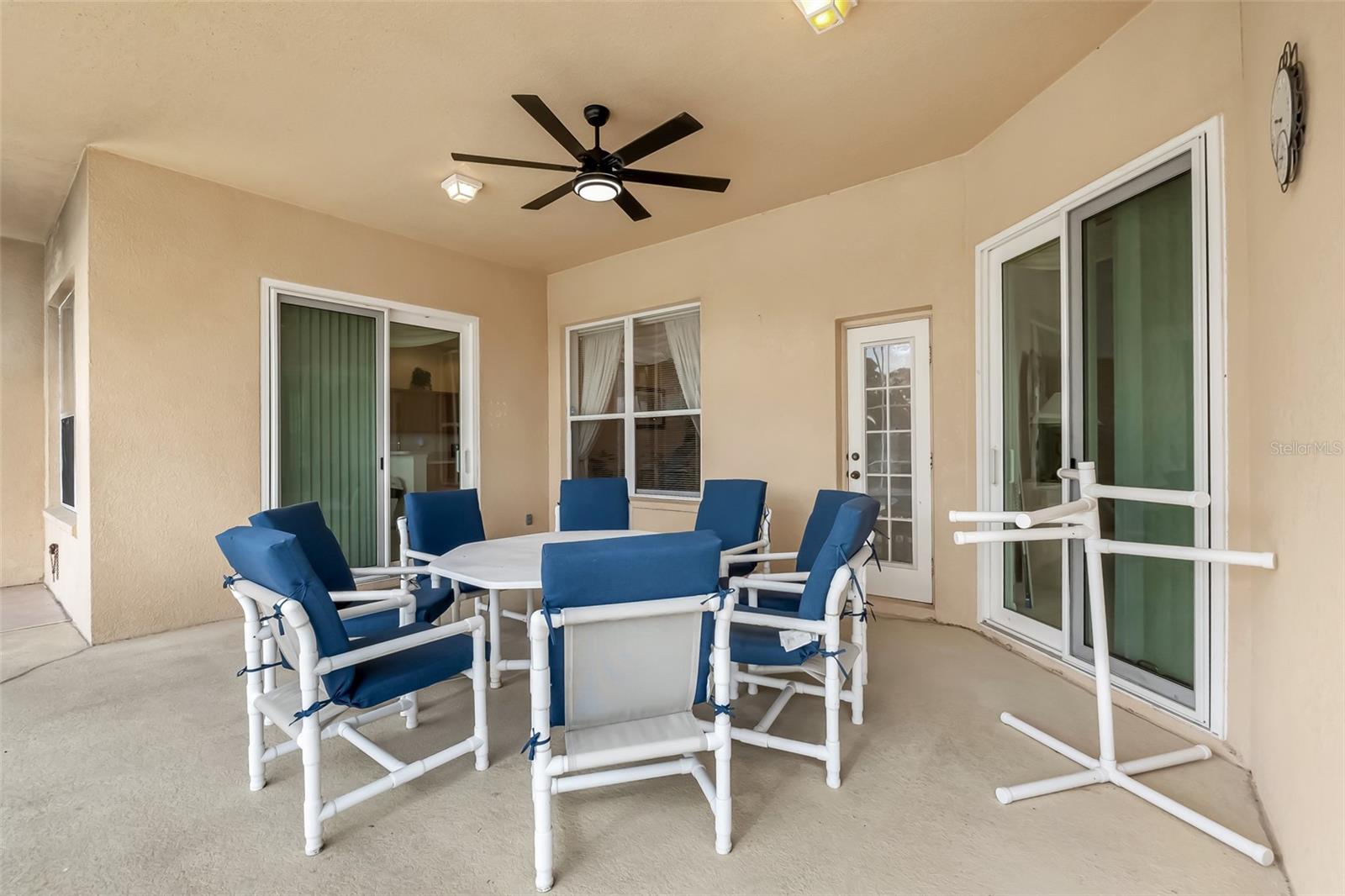 HAMPTON ESTATES - Residential