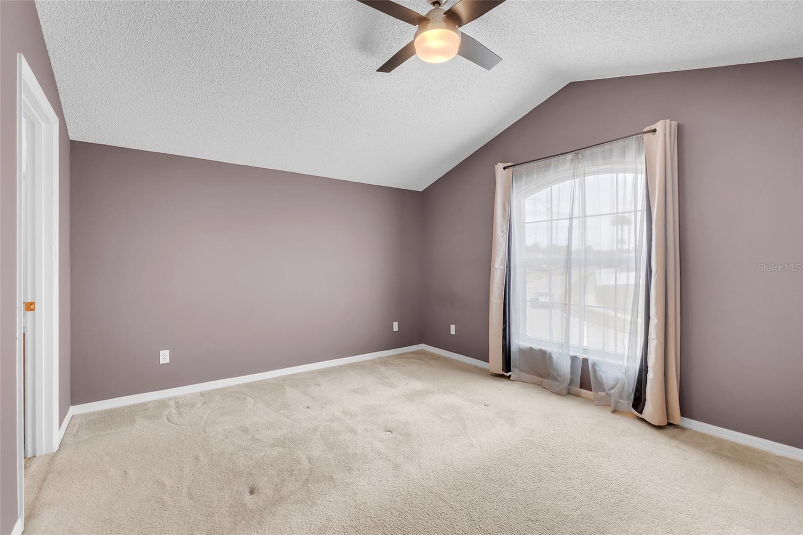 HAMPTON ESTATES - Residential